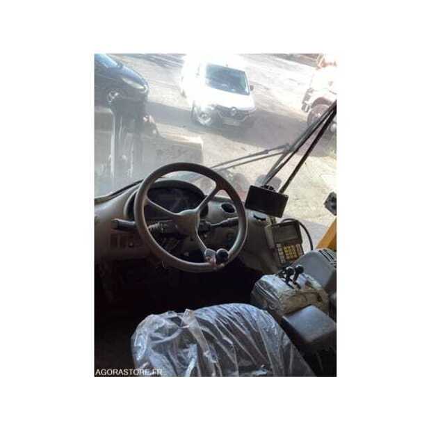 Volco-48944286