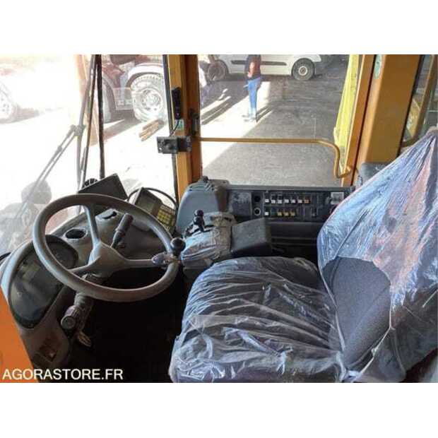 Volco-48944287