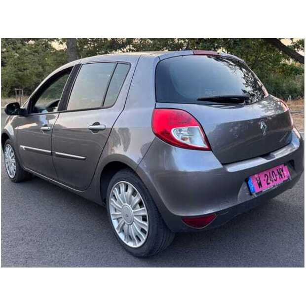 Renault CLIO 3-48944527