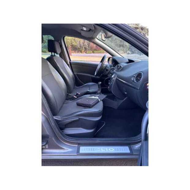 Renault CLIO 3-48944529