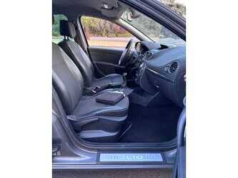 renault-clio-3-48944529