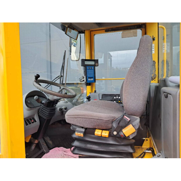 2005 Volvo L120E-48945311