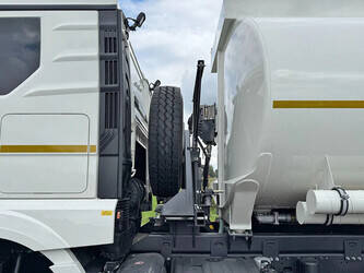 2023-man-tgs-33-400-1483203-48945532