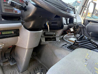 2003-renault-premium-1483215-48945755