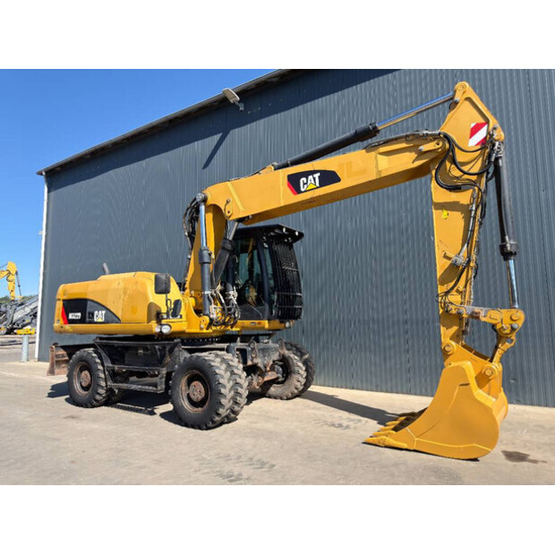 2014 كاتربيلر M322D-48945919