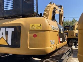 2025-caterpillar-320d2l-1483223-48946112