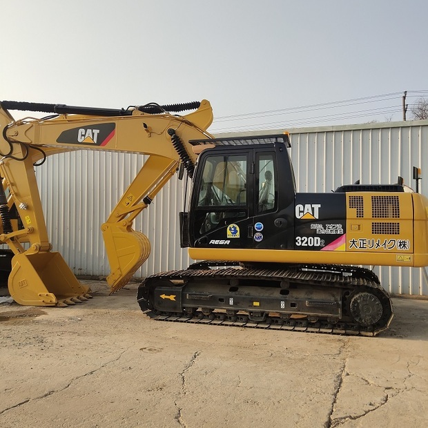 2025 Caterpillar 320D2L-48946119