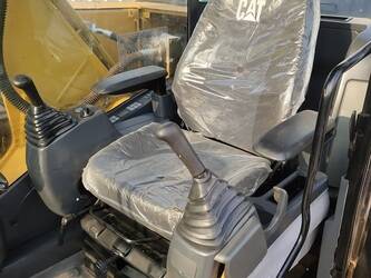 2025-caterpillar-320d2l-1483223-48946127