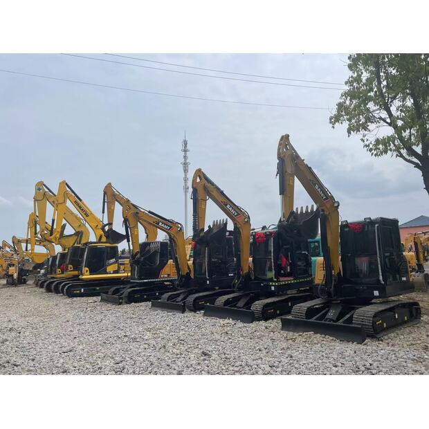 2025 Caterpillar 320D2L-48946129