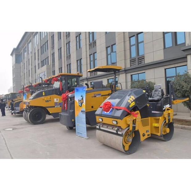 2022 BOMAG 120AD-3-48946288