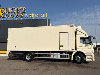 2010-mercedes-benz-axor-1483247-48946733