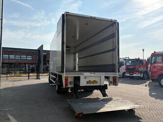 2010-mercedes-benz-axor-1483247-48946734