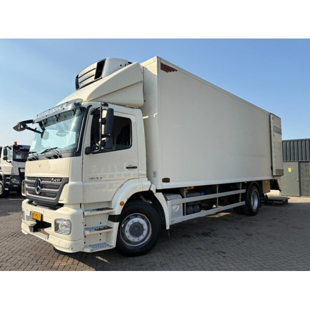 2010 Mercedes-Benz AXOR-48946737