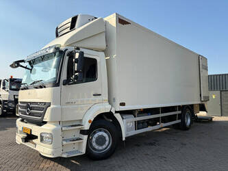2010-mercedes-benz-axor-1483247-48946737