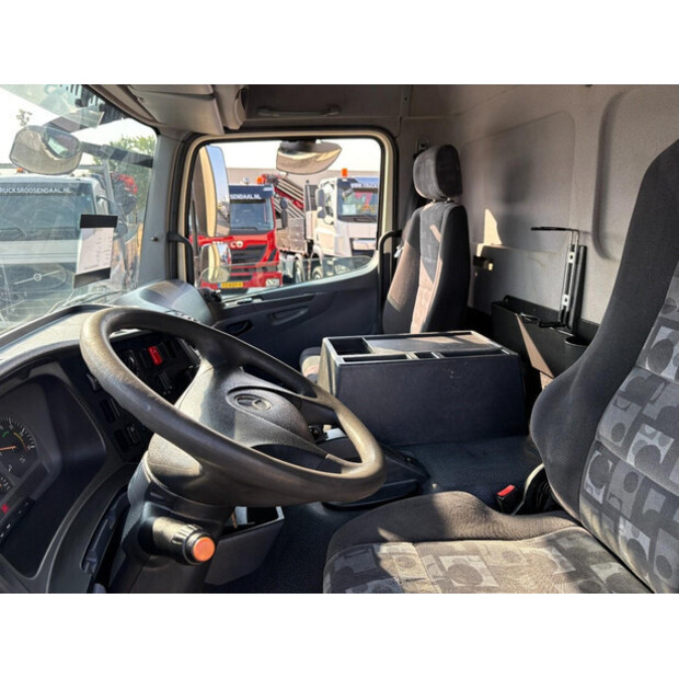2010 Mercedes-Benz AXOR-48946738