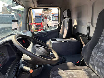 2010-mercedes-benz-axor-1483247-48946738