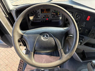 2010-mercedes-benz-axor-1483247-48946747