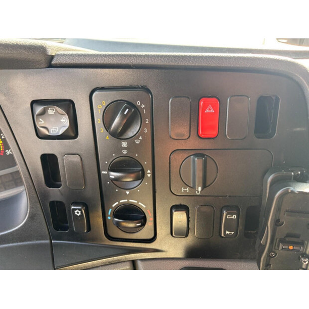 2010 Mercedes-Benz AXOR-48946754