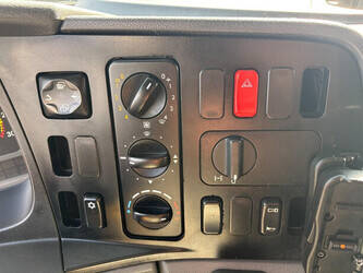 2010-mercedes-benz-axor-1483247-48946754