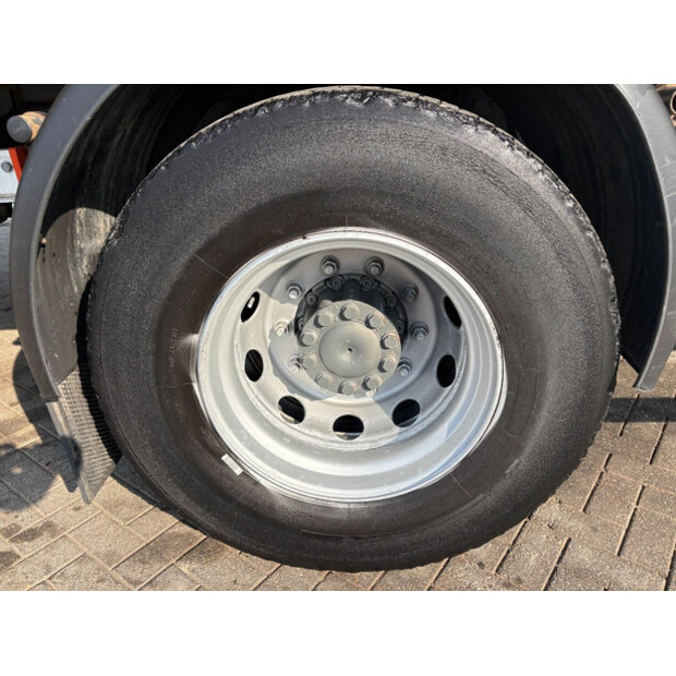 2010 Mercedes-Benz AXOR-48946756