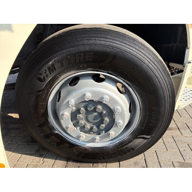 2010 Mercedes-Benz AXOR-48946761