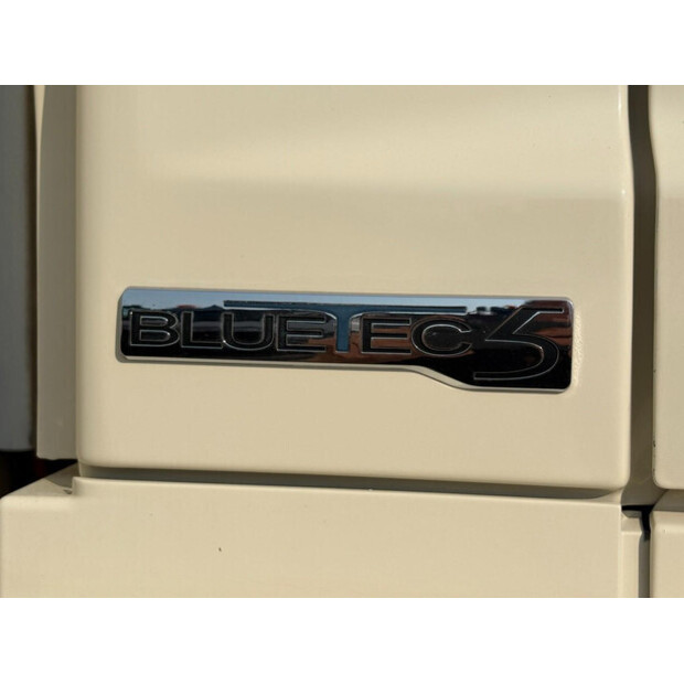 2010 Mercedes-Benz AXOR-48946765