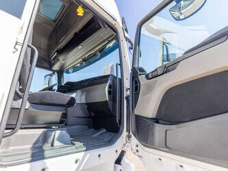 2022-man-tgx-18-510-1483252-48946931