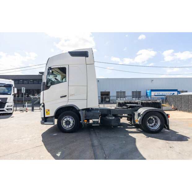 2018 فولفو FH4 460-48947030