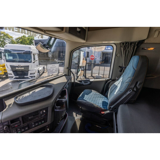 2018 فولفو FH4 460-48947034