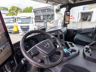 2019-mercedes-benz-arocs-1945-48947195