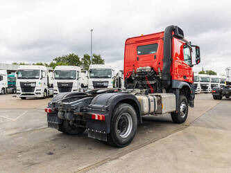 2017-mercedes-benz-arocs-1840-48947243