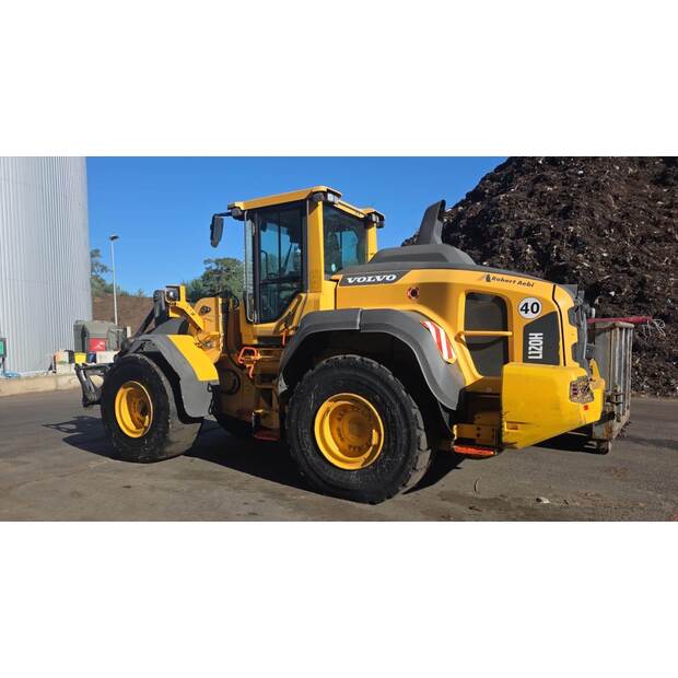 2020 فولفو L120H-48950992