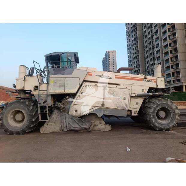 2016 فيرتجين WR2500S-48951170