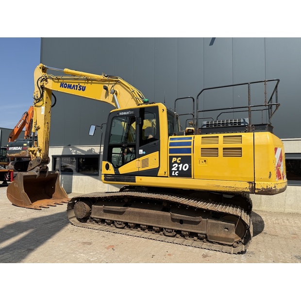 2019 Komatsu PC210LC-11-48952124