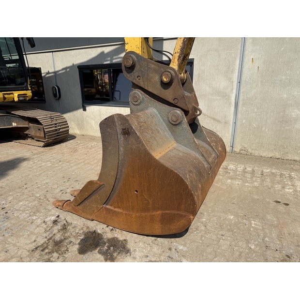 2019 Komatsu PC210LC-11-48952134