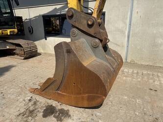 2019-komatsu-pc210lc-11-1483462-48952134
