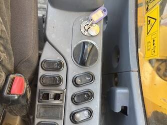 2019-komatsu-pc210lc-11-1483462-48952140