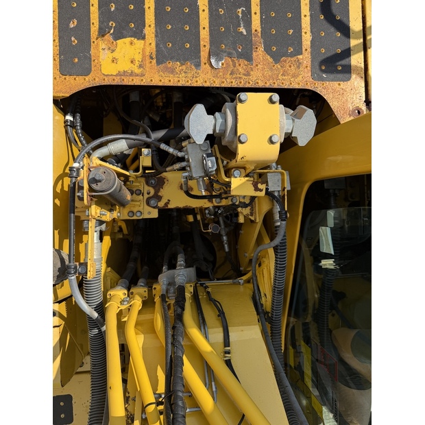 2019 Komatsu PC210LC-11-48952154