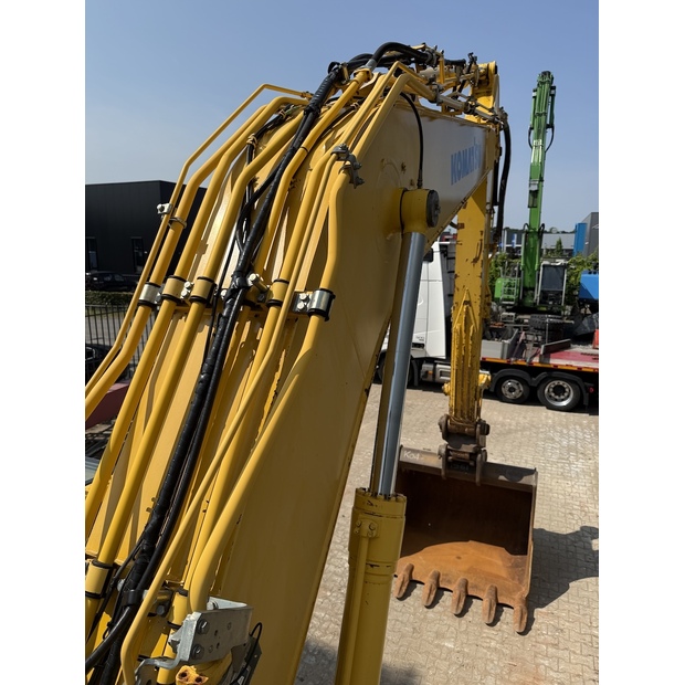 2019 Komatsu PC210LC-11-48952155
