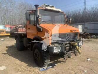 Image de VÉHICULES UTILITAIRES 1998 Mercedes-Benz UNIMOG 1650