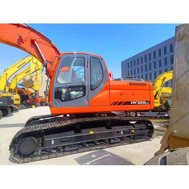2024 Daewoo / Doosan DX225LC-48952459