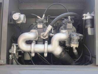 2025-hitachi-zx350h-5g-48952476
