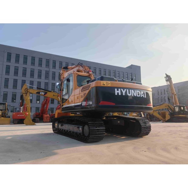 2024 Hyundai R220-48952489