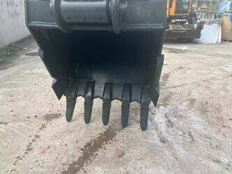 2025-hyundai-r225-9t-48952497