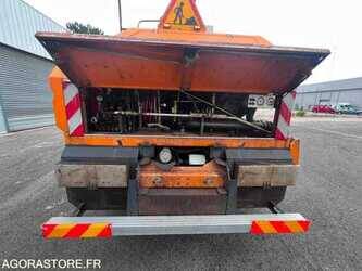 2010-renault-premium-1483477-48952781