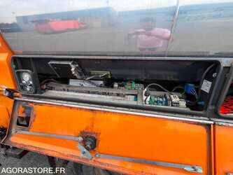 2010-renault-premium-1483477-48952792