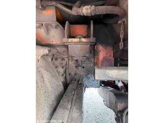 2010-renault-premium-1483477-48952814