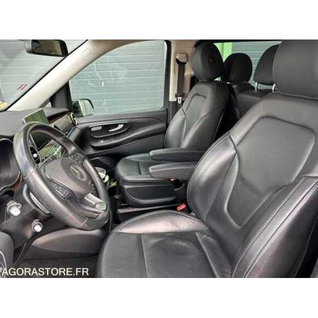 2016 مرسيدس بنز V-Class-48952859