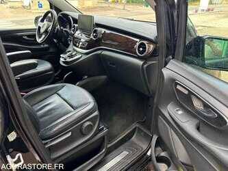 2016-mercedes-benz-v-class-48952861