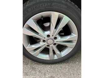 2016-mercedes-benz-v-class-48952865